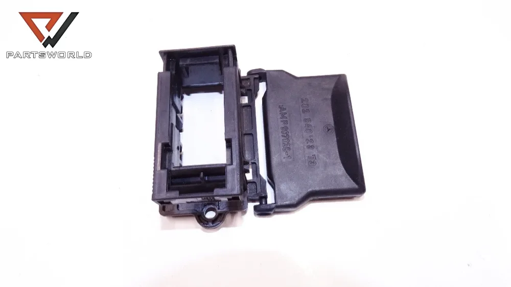 Капаче obd букса 2025402373 за mercedes-benz  c-class (w203)  c 200 kompressor (163 hp) (m111)