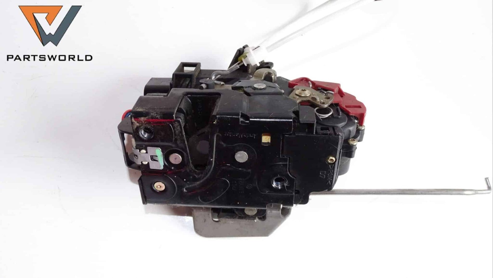 Брава врата предна дясна за Audi A4 2.5 Tdi 163 Hp (avant) (b6) Брава врата предна дясна за Audi A4 2.5 Tdi 163 Hp (avant) (b6)