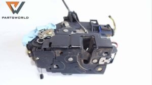 Брава врата предна лява  за Skoda  Octavia (2) 1.6 I 105 Hp (liftback)