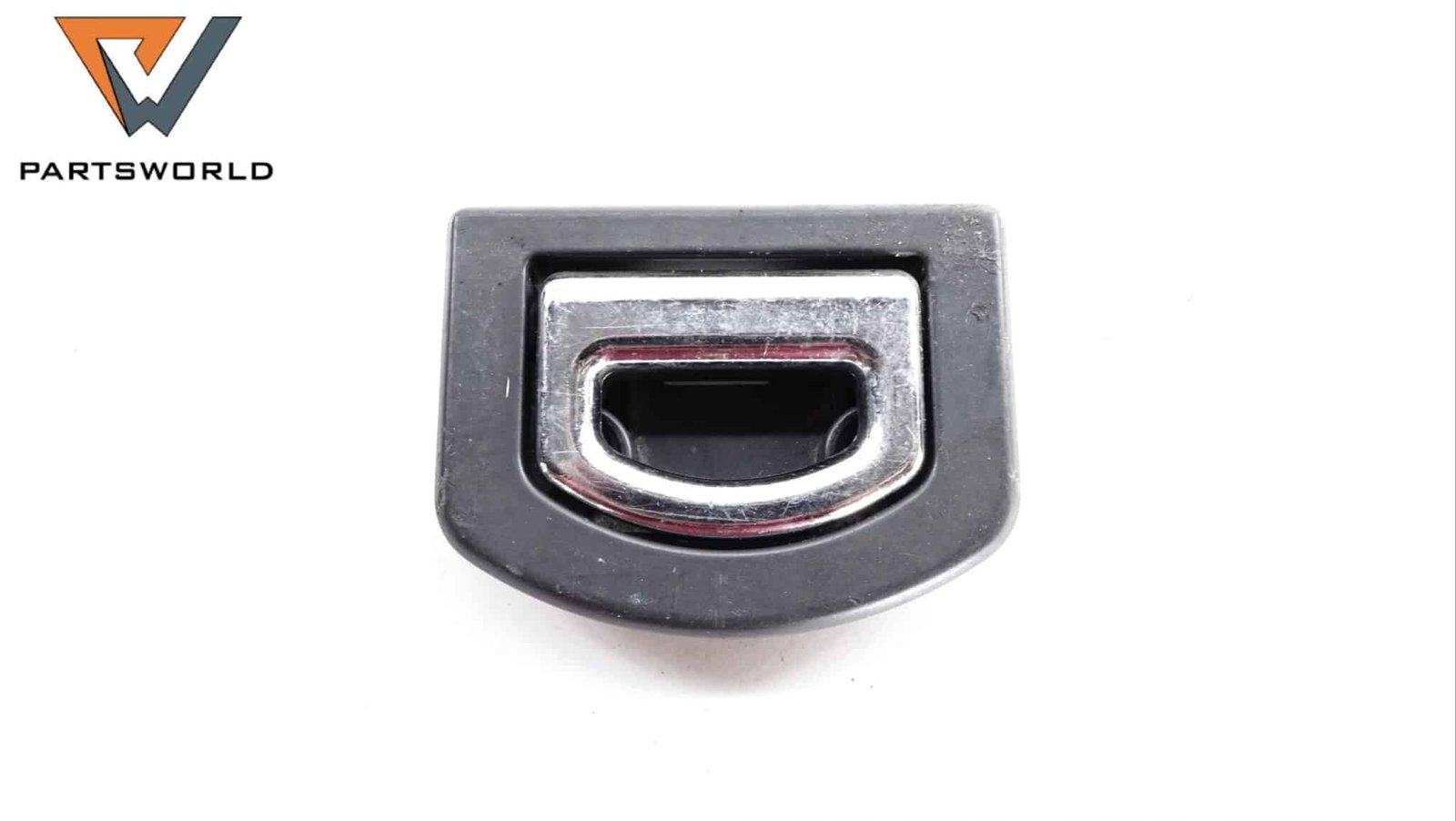 Кука в багажник за Audi A4 1.9 Tdi 116 Hp (avant) (b7) Кука в багажник за Audi A4 1.9 Tdi 116 Hp (avant) (b7)