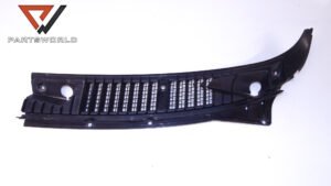 Лайсна под чистачка лява   за Daihatsu Cuore (l701) 1.0 56 Hp (hatchback)