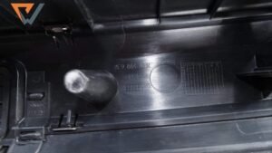 Лайсна при брава заден капак  за Audi  A4 1.9 Tdi 116 Hp (avant) (b7)