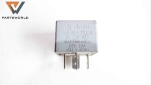 Реле 141951253b за Audi  A4 2.5 Tdi 163 Hp (avant) (b6)