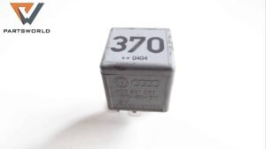 Реле 8d0951253 за Audi  A4 2.5 Tdi 163 Hp (avant) (b6)