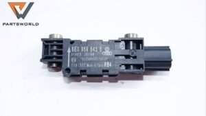 Сензор 8e0959643b за Audi  A4 1.9 Tdi 116 Hp (avant) (b7)