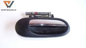 Външна дръжка предна дясна  за Nissan  Almera Tino  1.8 115hp (mpv)