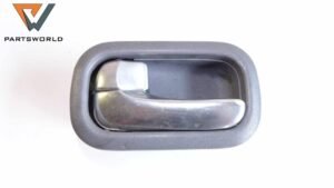 Вътрешна дръжка задна лява за Nissan  Almera Tino  1.8 115hp (mpv)