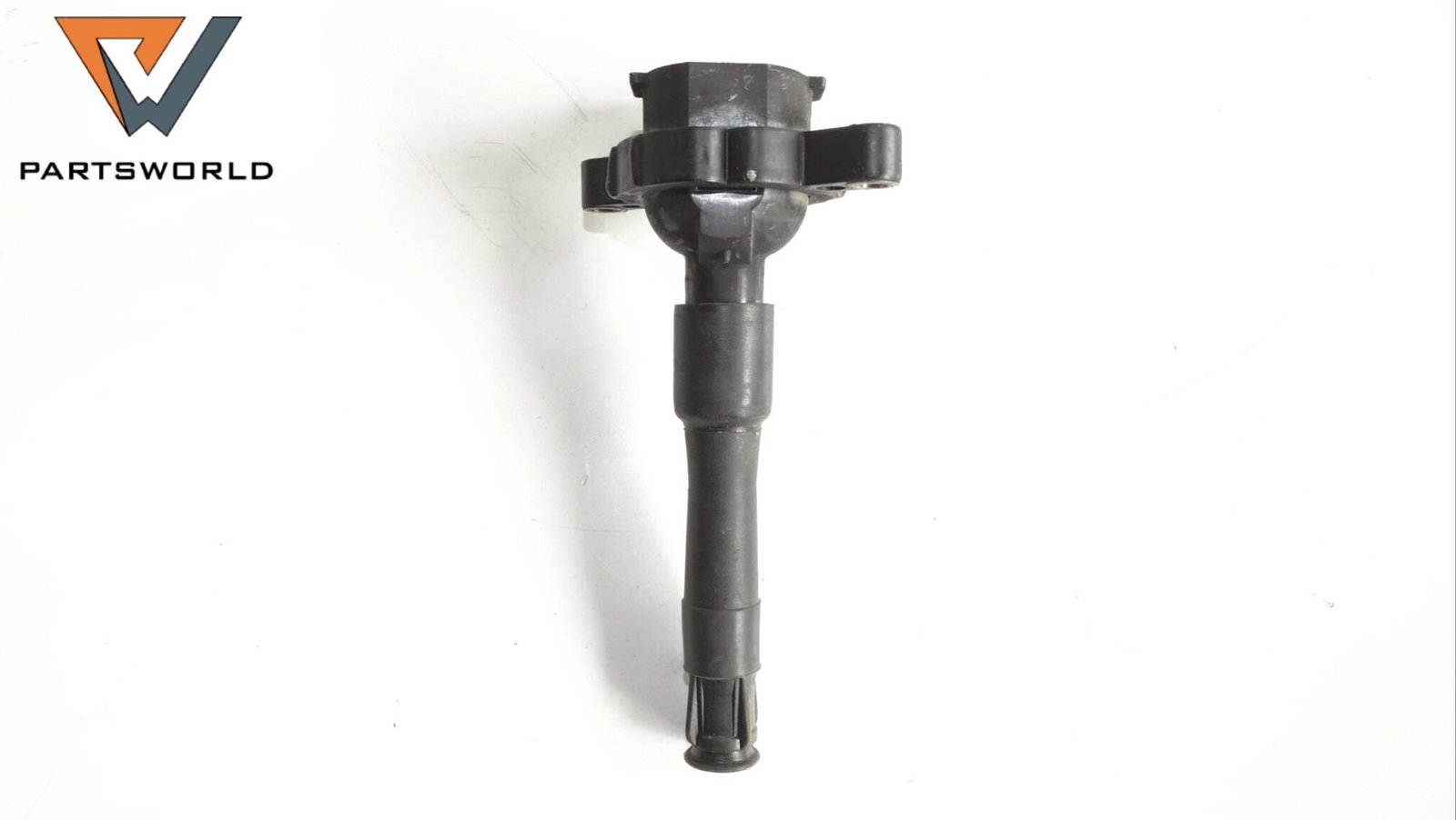 Бобина 1 748 017 за Bmw 5-series (e39) 2.0i 150hp (sedan) Бобина 1 748 017 за Bmw 5-series (e39) 2.0i 150hp (sedan)