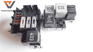 Бушонно табло 7l0937559 за Vw Touareg  2.5 Tdi (r5) 174 Hp (7l) (suv)