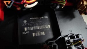 Бушонно табло  за Skoda  Octavia (2) 1.6 I 105 Hp (liftback)