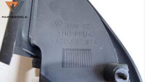 Духалка предно дясно стъкло  за Skoda  Octavia (2) 1.6 I 105 Hp (liftback)