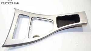 Лайсна около скоростен лост  за Bmw 320d 2.0 D 163 Hp (e91) (combi)