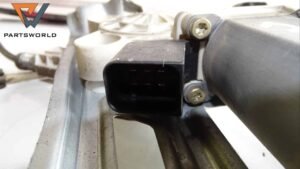 Машинка ел стъкло със стъклоповдигач предна дясна  за Mercedes-benz C-class (w203) 2.0 Cdi 116 Hp (combi)