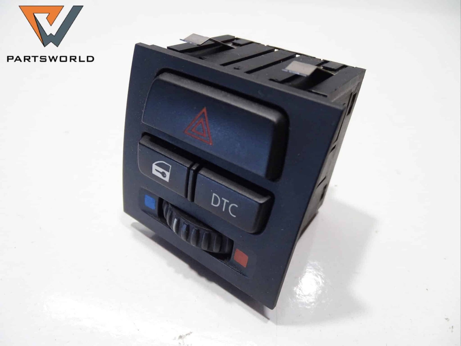 Панел копчета за Bmw 320d 2.0 D 163 Hp (e91) (combi) Панел копчета за Bmw 320d 2.0 D 163 Hp (e91) (combi)