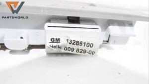 Плафон преден 13285100 за Opel Insignia 2.0 Cdti 131hp (hatchback)