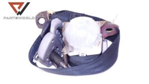 Предпазен колан в багажник десен   за Toyota  Corolla Verso Ii (ar10) 2.2 D4d 136 Hp (mpv)