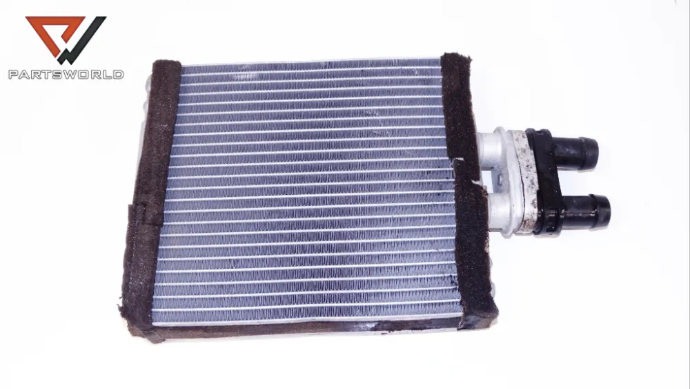 DSC02523_PARTSWORLD Радиатор парно за SKODA Fabia I (6Y) 1.2 i (Hatchback) (64 hp) - Image 1