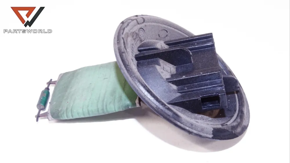 DSC02550_PARTSWORLD Реостат парно за SKODA Fabia I (6Y) 1.2 i (Hatchback) (64 hp) - Image 1