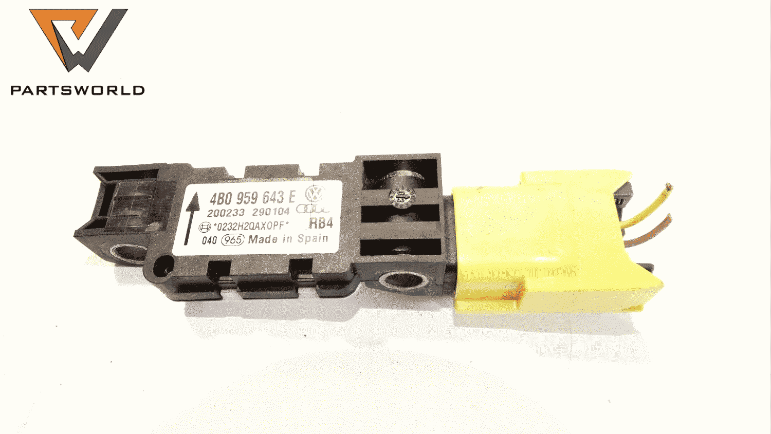 Сензор 4b0959643e_13_1 за Vw Touareg 2.5 Tdi (r5) 174 Hp (7l) (suv) Сензор 4b0959643e_13_1 за Vw Touareg 2.5 Tdi (r5) 174 Hp (7l) (suv)