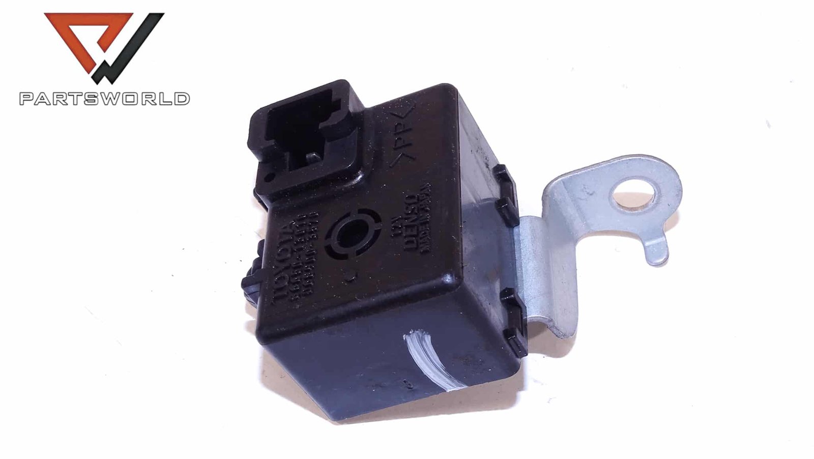 Сензор 8665013010 за Toyota Corolla Verso Ii (ar10) 2.2 D4d 136 Hp (mpv) Сензор 8665013010 за Toyota Corolla Verso Ii (ar10) 2.2 D4d 136 Hp (mpv)