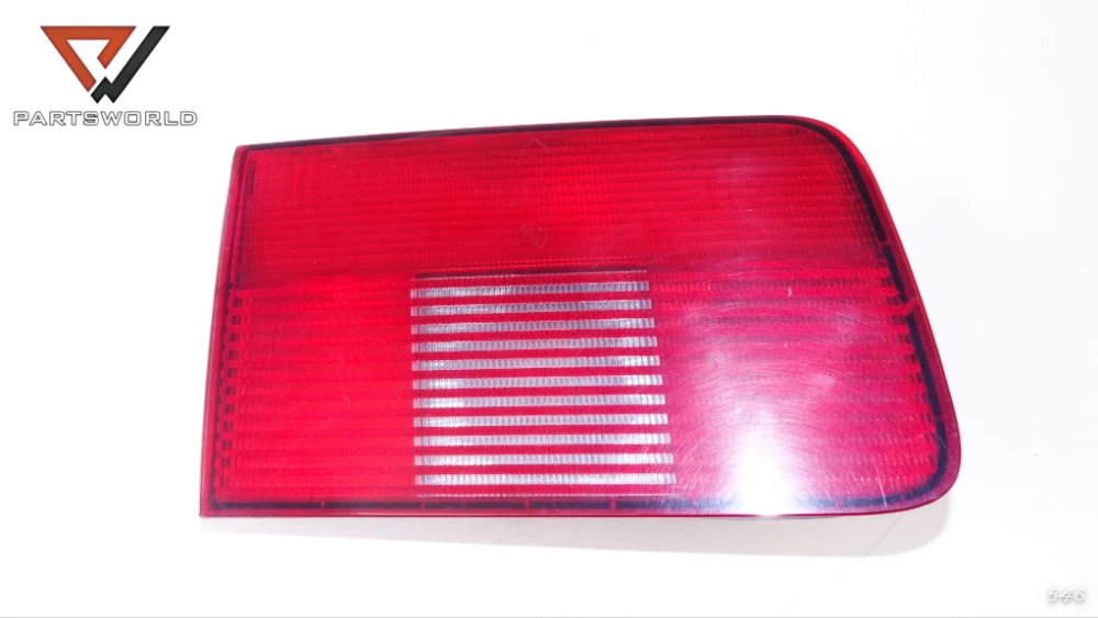 Стоп вътрешен ляв за Bmw 5-series (e39) 2.5 Tds 143 Hp (touring) Dsc02999_partsworld
