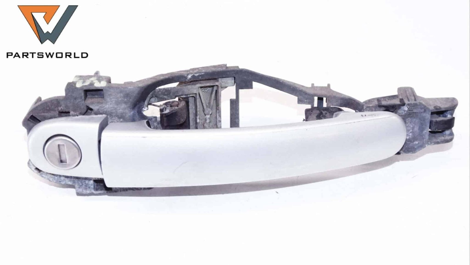 Външна дръжка предна дясна за Vw Bora 1.9 Tdi 90 Hp (1j2) (sedan) Външна дръжка предна дясна за Vw Bora 1.9 Tdi 90 Hp (1j2) (sedan)