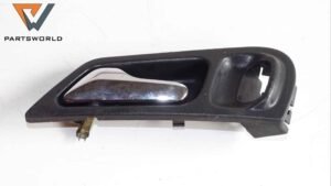 Вътрешна дръжка задна лява за Mercedes-benz C-class (w203) 2.0 Cdi 116 Hp (combi)