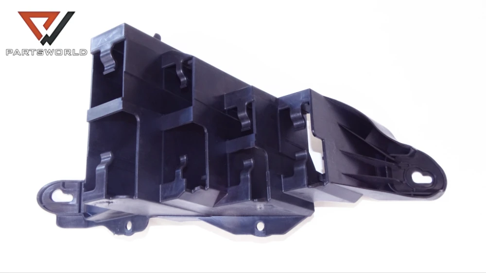 Държач модули в багажник за Audi A7 3.0 Tdi 245 Hp (c7) (sportback) Dsc03845_partsworld