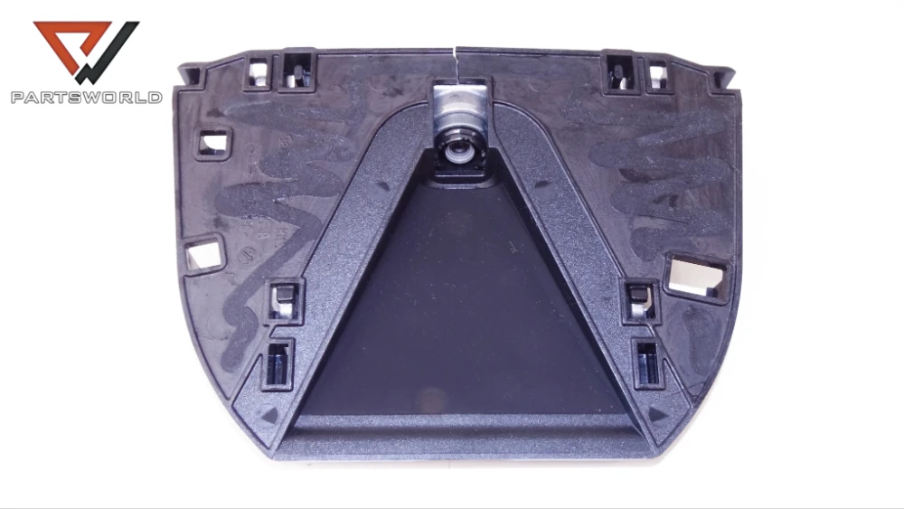 Камера асистент за Audi A7 3.0 Tdi 245 Hp (c7) (sportback) Dsc03993_partsworld