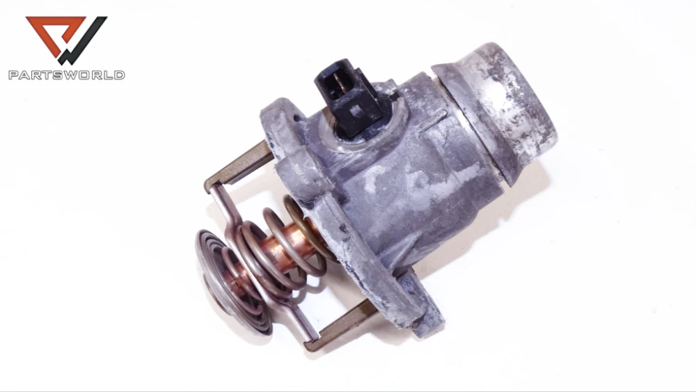 Термостат за Bmw 7-series (e65) 4.4 I 333 Hp (sedan) Dsc03298_partsworld