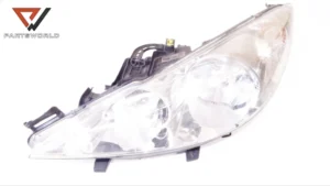 Фар десен  за peugeot 207sw  1.6 hdi 90 hp (combi)