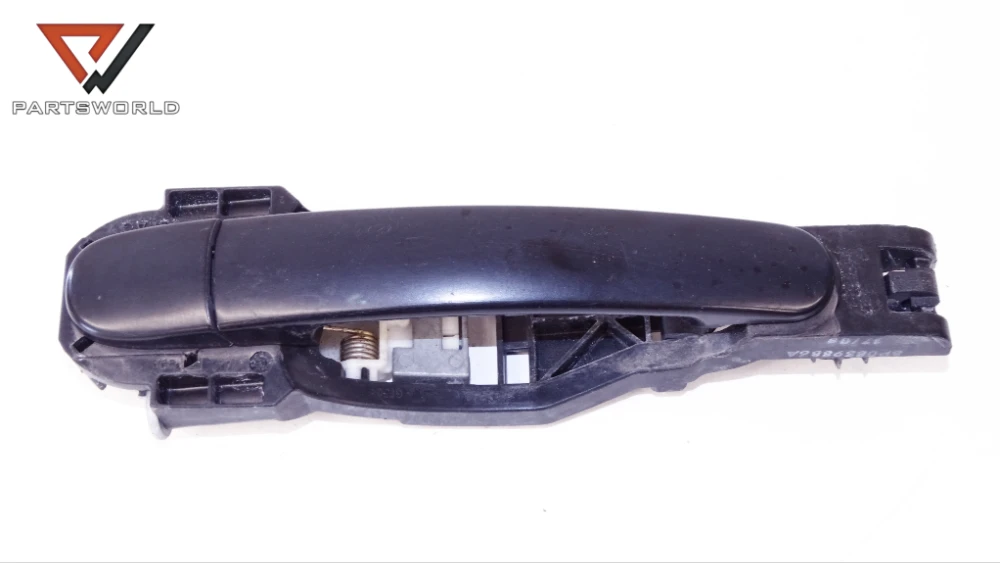 Външна дръжка задна дясна за seat altea (5p) 2.0 i 150 hp (minivan) Външна дръжка задна дясна за seat altea (5p) 2.0 i 150 hp (minivan)