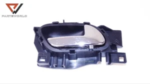 Вътрешна дръжка задна дясна  за peugeot 207sw  1.6 hdi 90 hp (combi)