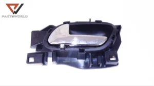 Вътрешна дръжка задна лява  за peugeot 207sw  1.6 hdi 90 hp (combi)