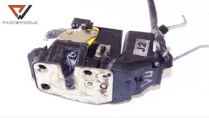 Брава врата предна лява  за kia carens i 2.0 crdi 113 hp