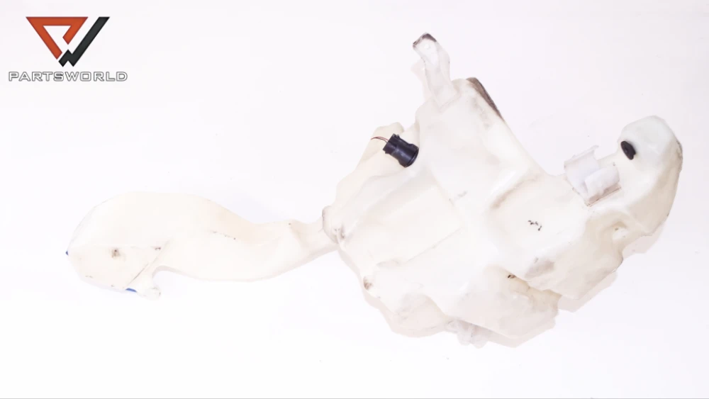 Казанче за чистачки за vw passat 5.5 (b5.5) 1.8t 20v 150 hp Казанче за чистачки за vw passat 5.5 (b5.5) 1.8t 20v 150 hp