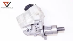 Спирачна помпа с казанче  за bmw 3-series (e92) 2.5 i 218 hp