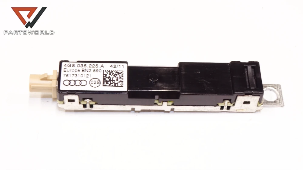 DSC06631_PARTSWORLD Модул антена 4G8035225A за AUDI A7 3.0 TDI 245 hp (C7) (sportback) - Image 1