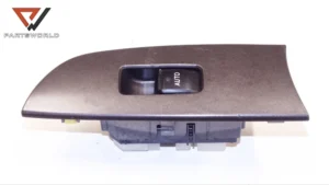 Панел копче ел стъкло задно дясно за lexus is ii...