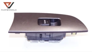 Панел копче ел стъкло задно ляво за lexus is ii...