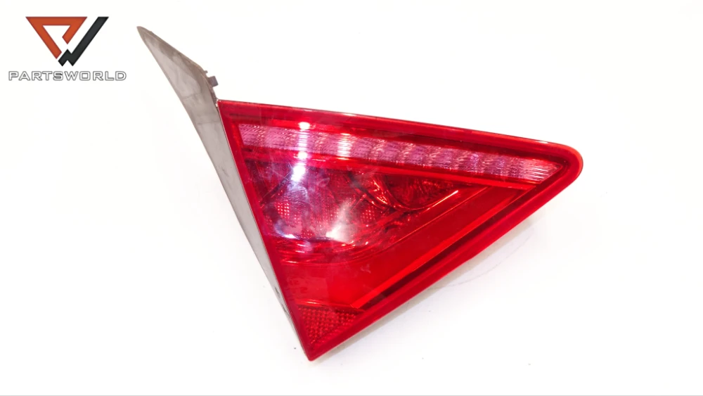 DSC06622_PARTSWORLD Вътрешен стоп ляв 4G8945093 за AUDI A7 3.0 TDI 245 hp (C7) (sportback) - Image 1