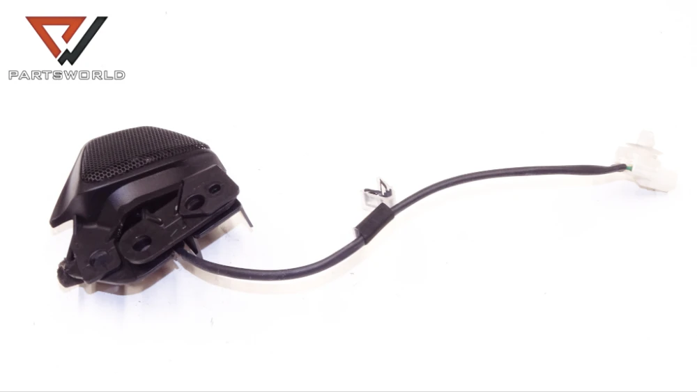 Високоговорител пищялка предна дясна за lexus is ii 220d 2.2d... Високоговорител пищялка предна дясна за lexus is ii 220d 2.2d...