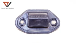 Бутон отваряне заден капак за lexus is ii 220d 2.2d...