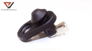 Датчик положение врата за lexus is ii 220d 2.2d 177...