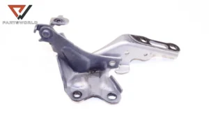 Панта преден капак лява за lexus is ii 220d 2.2d...