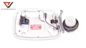 Вратичка резервоар с капачка за lexus is ii 220d 2.2d...