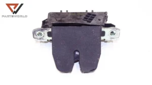 Брава заден капак 13117285 за opel zafira b 1.6i 16v...