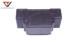 Капак бушонно табло 13129783 за opel zafira b 1.6i 16v...