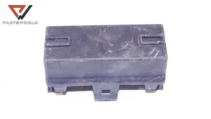 Капак бушонно табло 24437030 за opel zafira b 1.6i 16v...