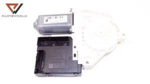 Машинка ел стъкло предна дясна 5p0837402ab за seat altea (facelift)...